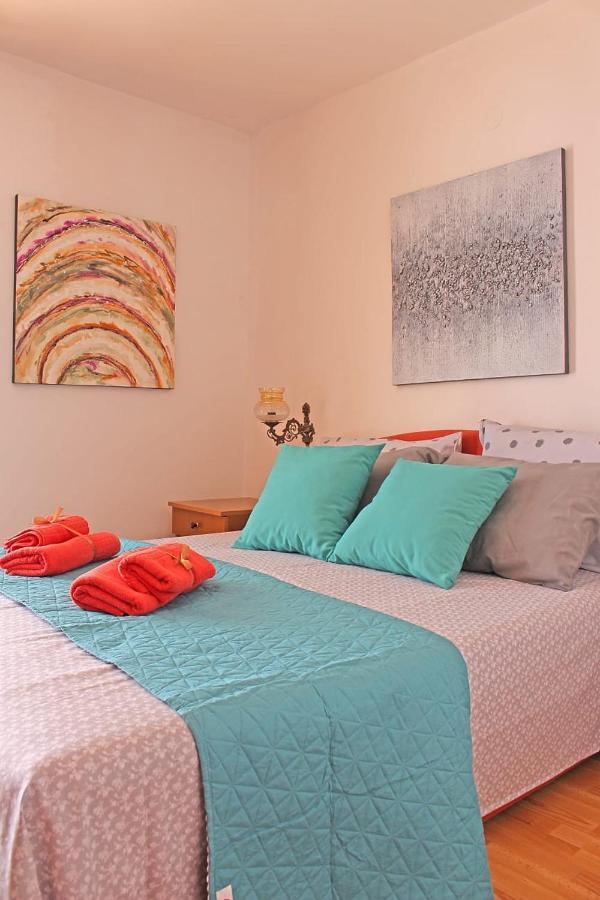 Apartments Gabriela Drvenik  Εξωτερικό φωτογραφία