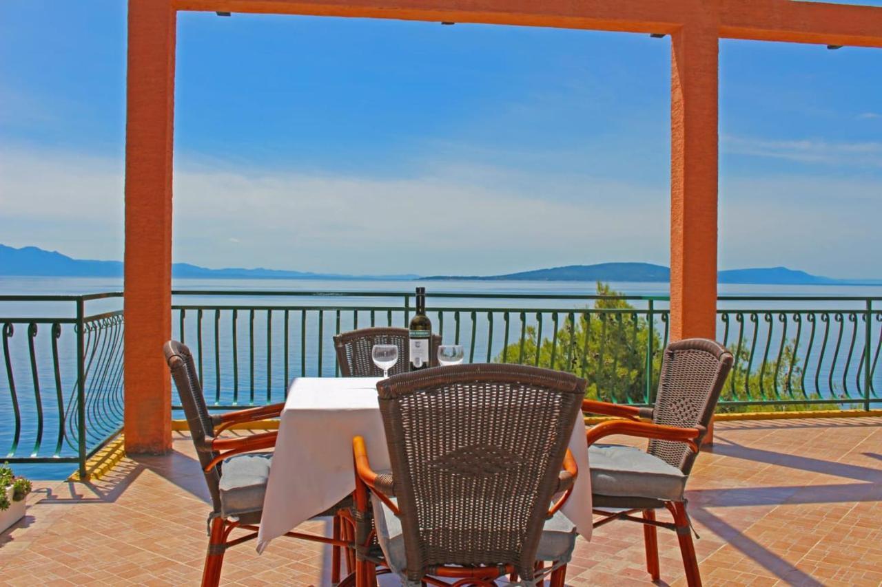 Apartments Gabriela Drvenik  Εξωτερικό φωτογραφία